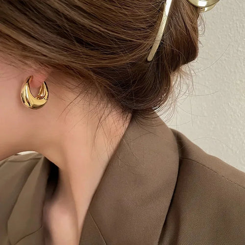 Halo Oval Stud Earrings